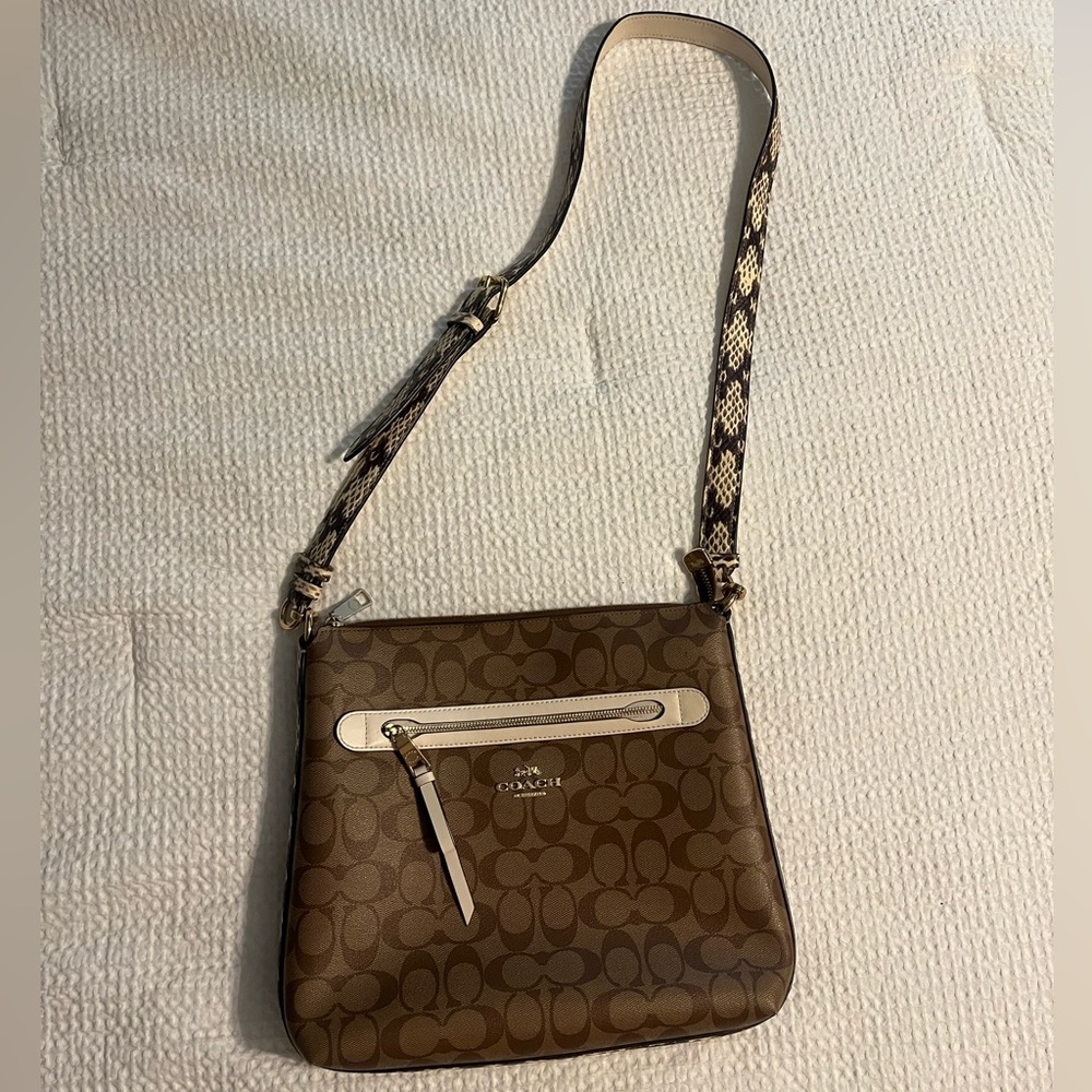 COACH CROSSBODY BAG